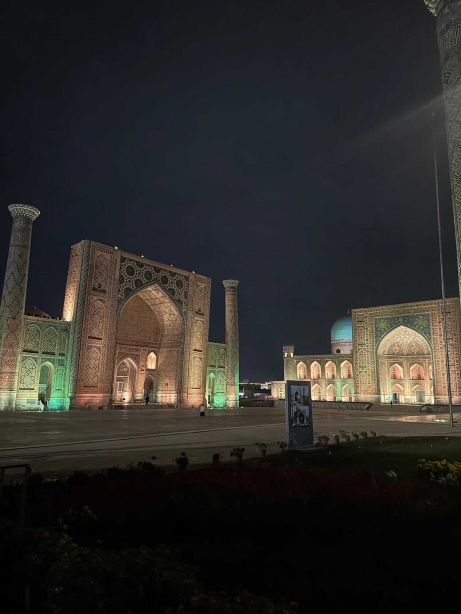 Salomat Guest House Samarkand Bagian luar foto