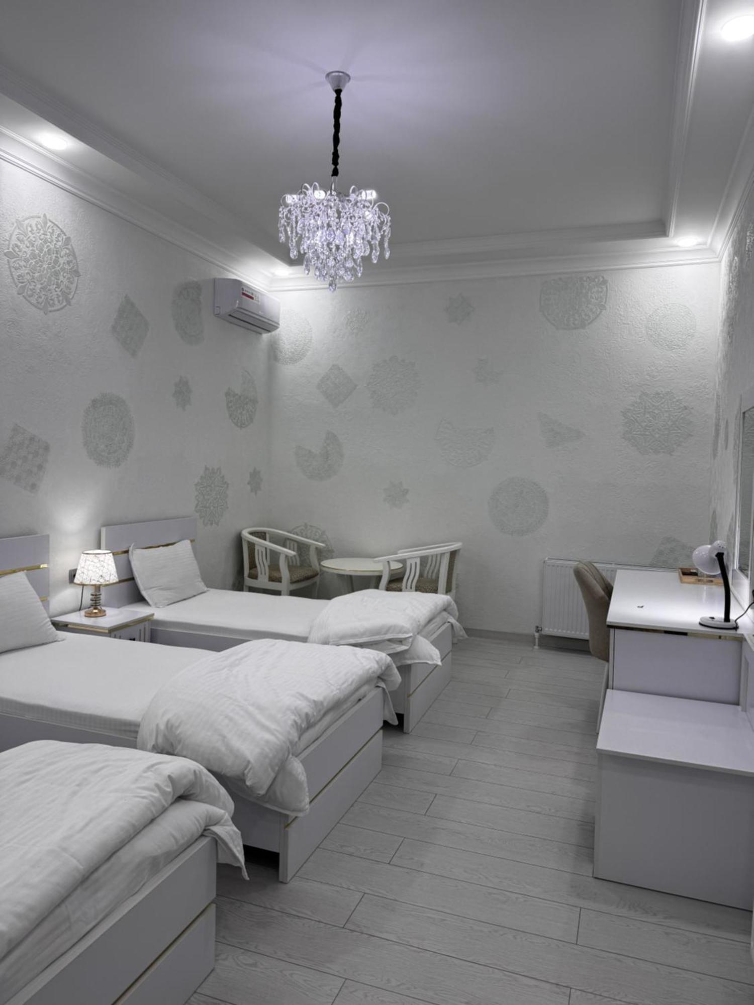 Salomat Guest House Samarkand Bagian luar foto