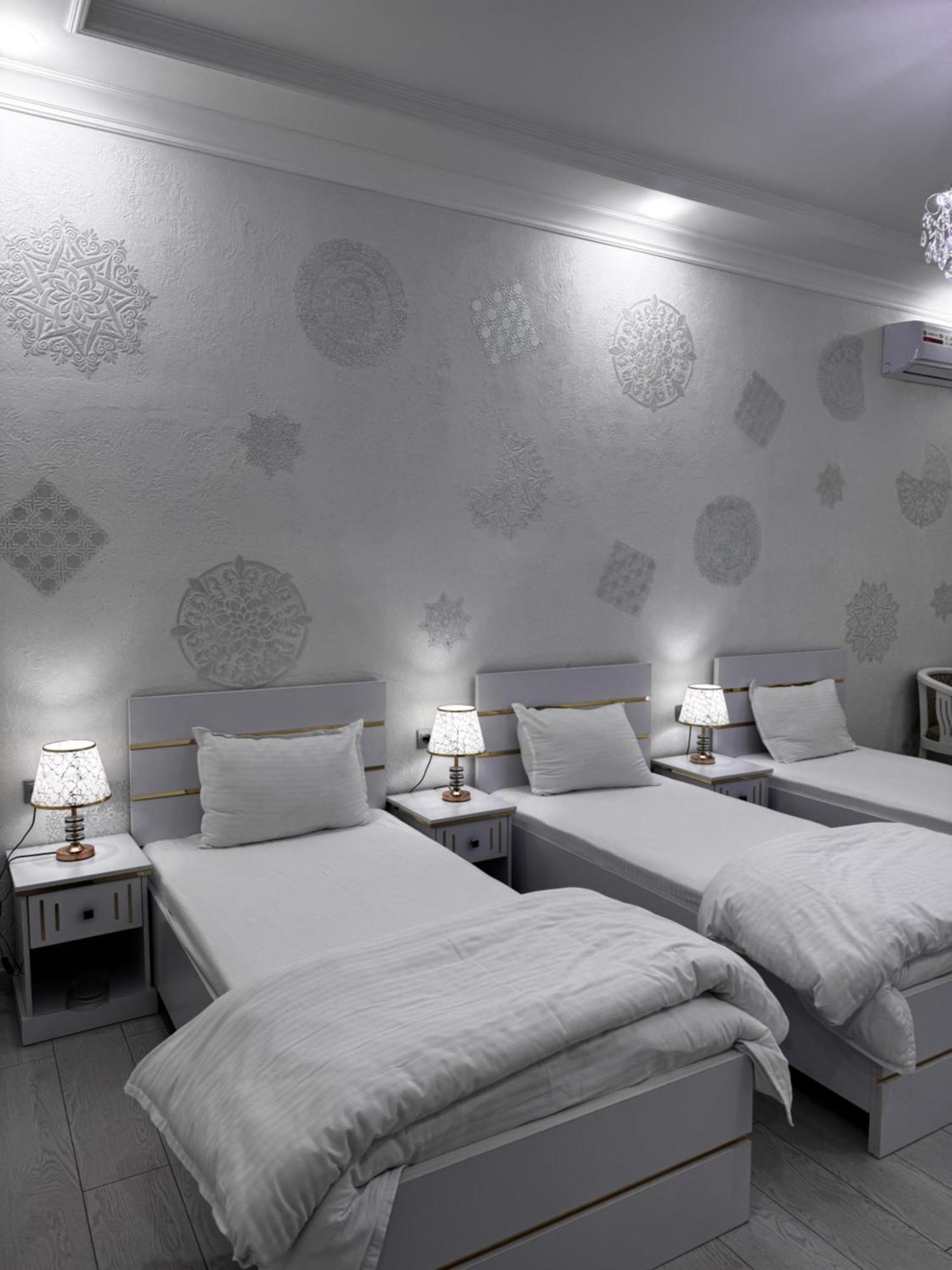 Salomat Guest House Samarkand Bagian luar foto