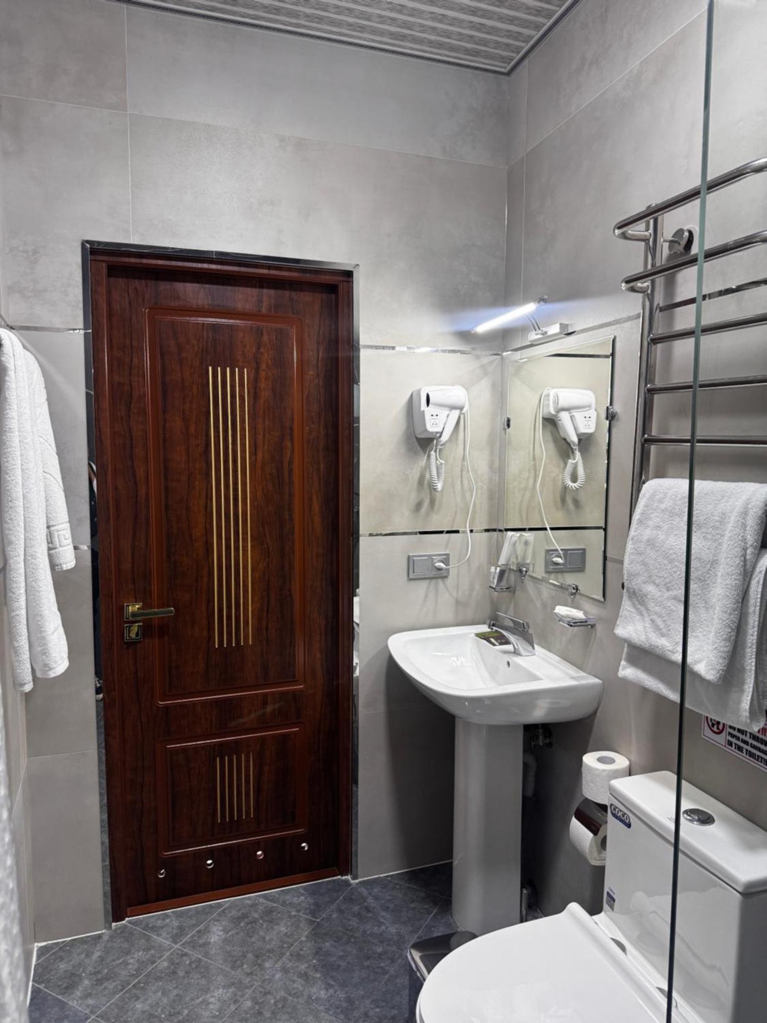 Salomat Guest House Samarkand Bagian luar foto